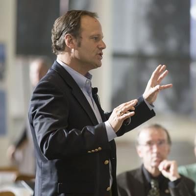 CURSO DE PRESENTACIÓN DE PROYECTOS AMENA Y DIVERTIDA